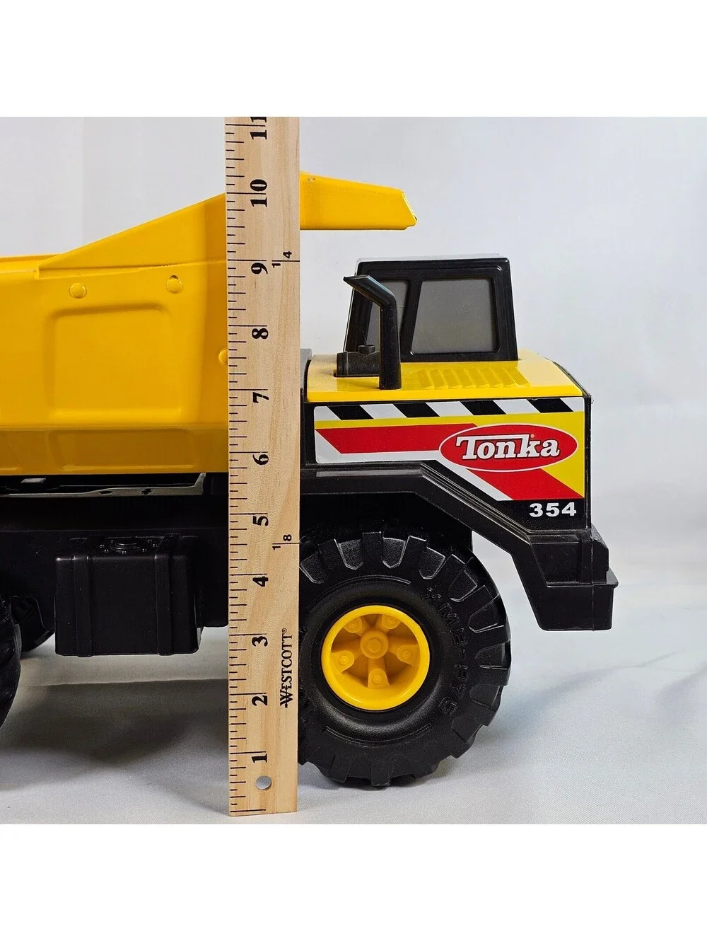 Tonka 354 Mighty Dump Truck Yellow Steel Bed Construction Toy Vehicle 17 Inch